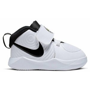 Nike Team Hustle D9 TD 22 EUR