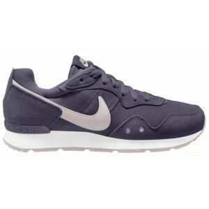 Nike Venture Runner W 40 EUR