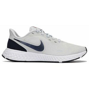 Nike Revolution 5 M 44 EUR