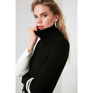 Trendyol Black Arm Color Block Knitwear Sweater