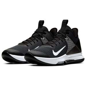 Nike Witness 4 Basketball Shoe