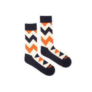 Krémové vzorované ponožky Fusakle Cikcak svetly