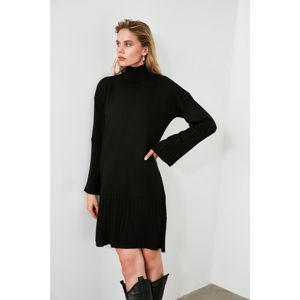 Trendyol Black Erect Collar Pliseli Knitwear Dress