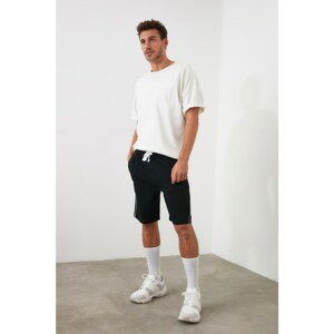 Trendyol Black Men's Regular Fit Contrast Piping Shorts & Bermuda