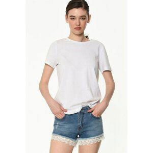 Z6330 DEWBERRY WOMEN's JEAN SHORTS-BLUE