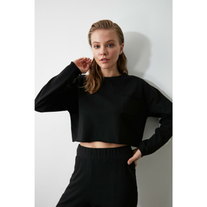 Trendyol Black Pocket Detail 100% Organic Cotton Crop Knitted Sweatshirt