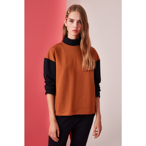 Trendyol Basic Upright Collar Knitted Sweatshirt WITH Navy Block