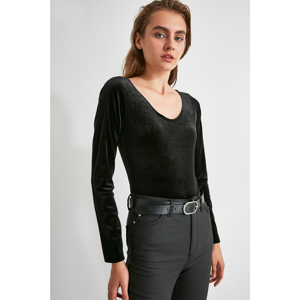 Trendyol Black Velvet Stud Knitted Body