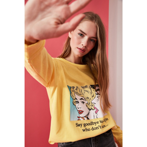 Trendyol Yellow Printed Basic Knitted Sweatshirt