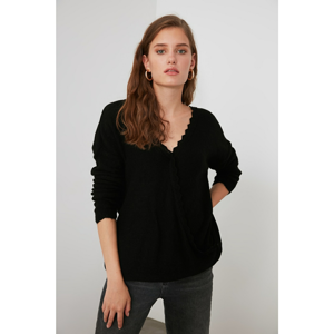 Trendyol Knitwear Sweater with Black Lace Detailing