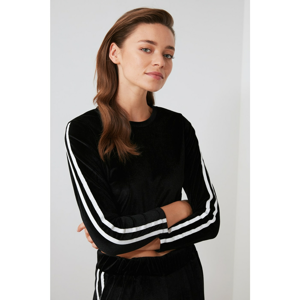 Trendyol Velvet Crop Knitted Blouse With Black Ribbon Detailing