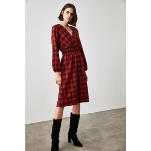 Trendyol Red Gipe Detailed Plaid Dress