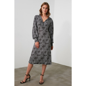 Trendyol Knitted Dress with Black V-Neck Pattern