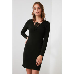 Trendyol Black Collar Detailed Bodycon Knitted Dress