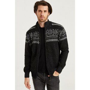 V0272 DEWBERRY ZIPPERED MEN'S SWEATER-BLACK