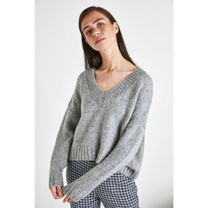 Trendyol Grey V-Neck Knitwear Sweater