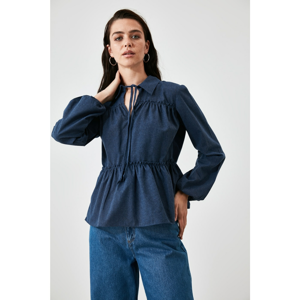 Trendyol Navy Neckline Fastening Detailed Blouse