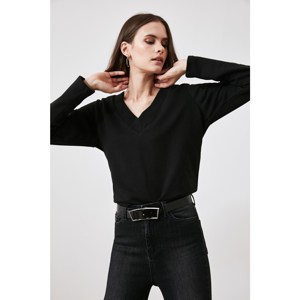 Trendyol Black V-Neck Knitted Blouse