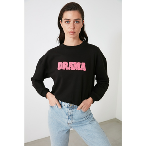 Trendyol Basic Knitted Sweatshirt WITH Black Embroidery