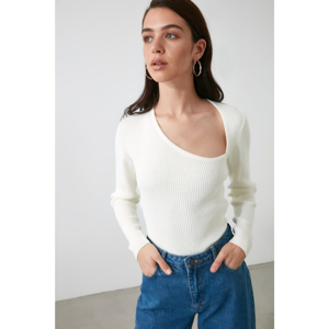 Trendyol Ekru Collar Detailed Knitwear Sweater