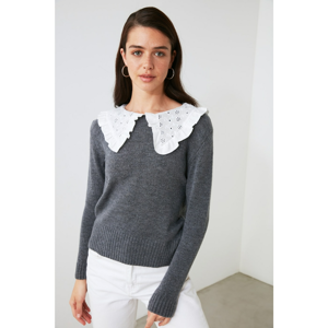 Trendyol Collar Detailed Knitwear - Sweater