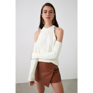 Trendyol Ekru Cut Out Detailed Knitwear Sweater