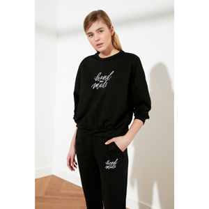 Trendyol Black Embroidered Knitted Sweatshirt