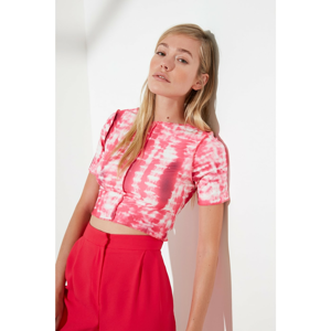 Trendyol Pink Batik Pattern Crop Knitted Blouse