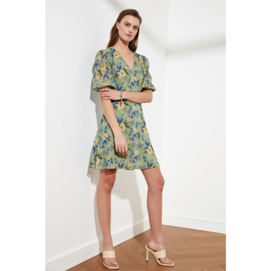 Trendyol Mint Clamping Detailed Dress