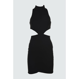 Trendyol čierne šaty s detailmi pása