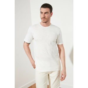 Trendyol White Men's Regular Fit Bike Collar Short Sleeve Basic T-Shirt