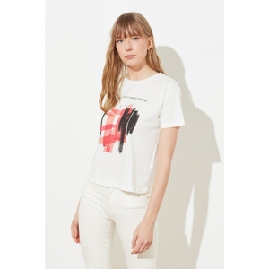 Trendyol White Semi-Fitted Print knitted T-Shirt