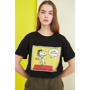 Trendyol Black Snoopy Licensed Printed Loose Knitted T-Shirt