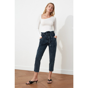 Trendyol Super High Waist Mom Jeans