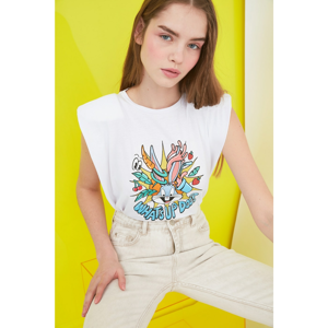 Trendyol White Bugs Bunny Licensed Printed Vatka Knitted T-Shirt