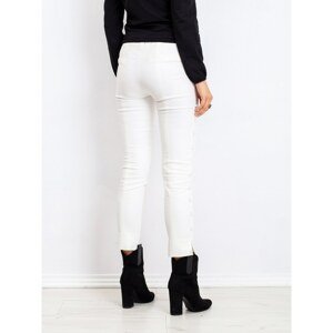 White RUE PARIS pants with pearls