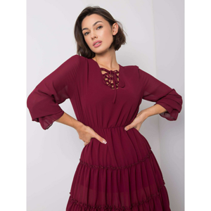 Maroon women´s dress with a frill