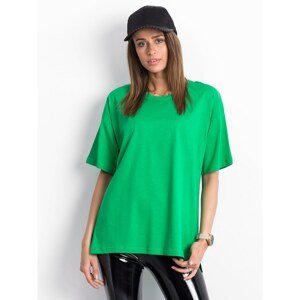 Green t-shirt with an oversize cut