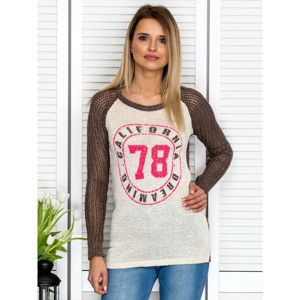 Brown women´s sweater with a baseball print
