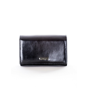 A women´s black leather wallet
