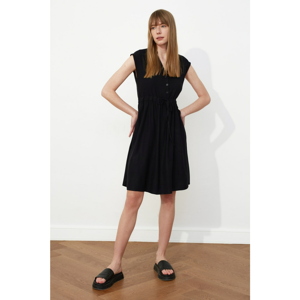 Neformálne dámske šaty Trendyol TWOSS21EL0881/BLACK