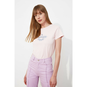 Trendyol Basic Knitted T-Shirt WITH Pink Embroidery