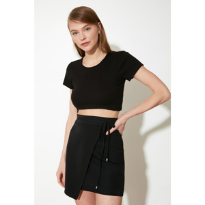 Trendyol Black Front Oval Crop Corduroy Knitted Blouse