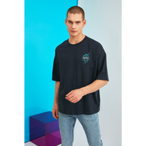 Trendyol Navy Blue Men's Oversize Crew Neck Printed TShirt