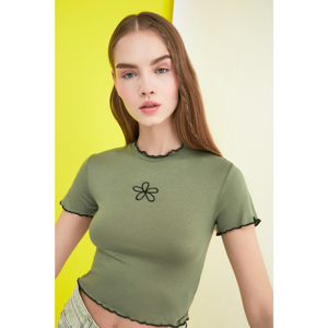 Trendyol Green Embroidered Crop Knitted Blouse