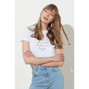 Trendyol White Embroidered Basic Knitted T-Shirt