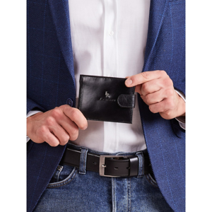 Black leather men´s wallet with a clasp