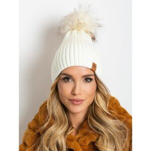 Ecru hat with pompom