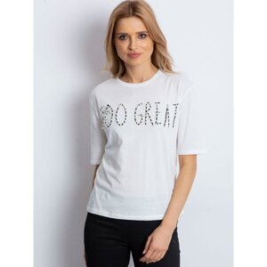 Ecru women´s T-shirt with an inscription with pearls