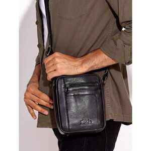 Men´s black leather bag with pockets